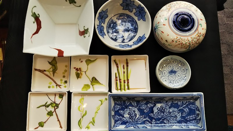 ハクラクガラス