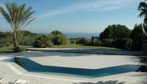 Photo de volet de piscine : IDNP COVERLINE à Rochetoirin (38110)