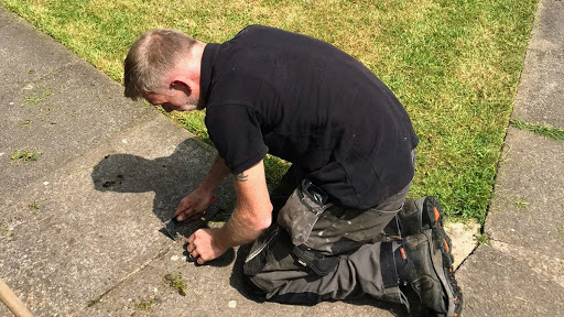 Dm gardening service