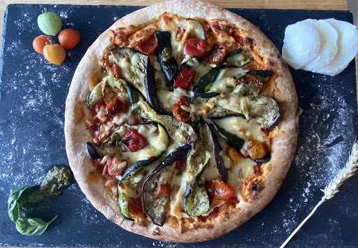 Photo 2 - Fast And Pizza