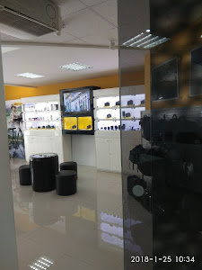 Nikon Center, San Isidro 6