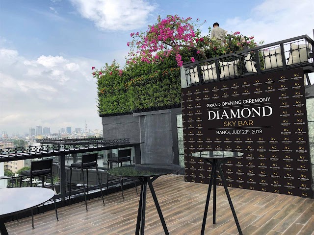 Diamond Sky Bar - The Rooftop of Hanoi