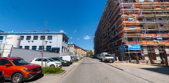 ulaz sa sjeverne strane zgrade, Gradišćanska ul. 30, 10110, Zagreb