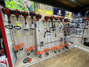 Photo n°9 de Espace Emeraude à Poligny (Magasin de vêtements professionnels)