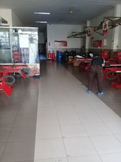 Photos of Yamaha Ramarayo Motor Cirebon