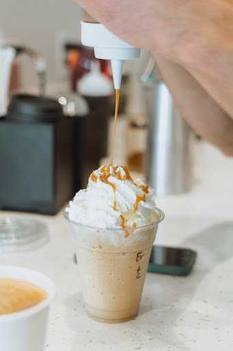Plus Coffee - Visual