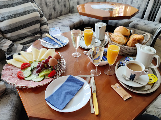 Löwen Café - Thumbnail