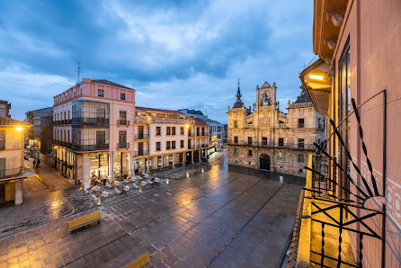 Exe Astur Plaza Pl. España, 2, 24700 Astorga, León, España