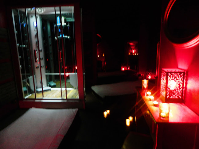 43 Av. de Versailles, 75016 Paris, France