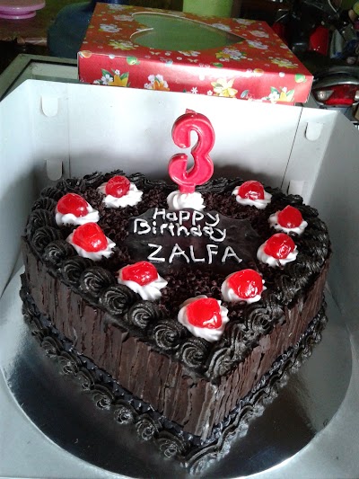 Photos of H5H Cake