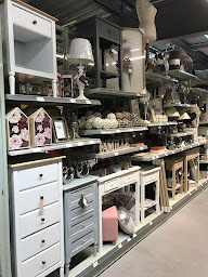 Photo n°10 de Centrakor Loudun à Loudun (Magasin d'ameublement d'extérieur)