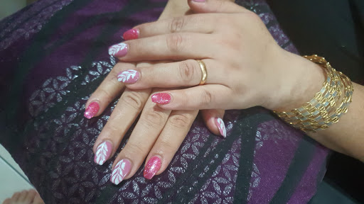 Acrylic Nails Mobile Services - Thumbnail