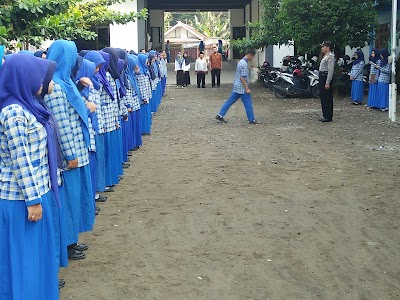 Photos of SMK Kesehatan Bakti Indonesia Medika Blitar