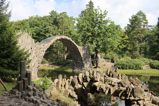 The Devil's Bridge - Visual