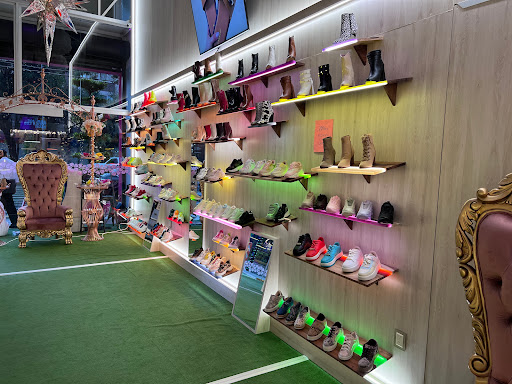 Mo Shoes - Visual