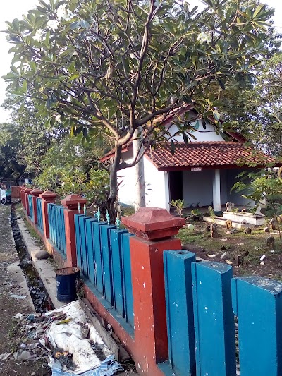 Photos of Makam Mbah Depok