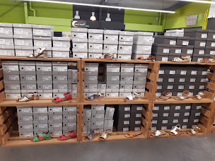 Photo n°11 de ARIVA CHAUSSURES CHANTEPIE à Chantepie (Magasin de vêtements)