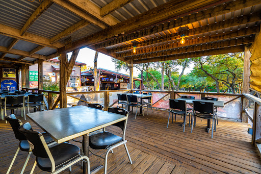 Shade Tree Saloon & Grill
