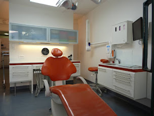 Photo n°2 de Dr Marine MARIOTTI à Vichy (Cabinet d'implants dentaires)