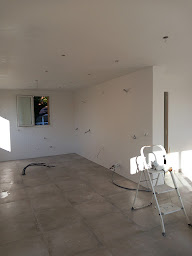 Photo n°6 de FC Peinture à Cadenet (Peintre en bâtiment)