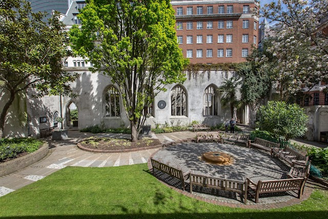 Saint Dunstan in the East Church Garden