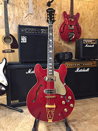 Photo n°10 de Guitare Service à Varennes-Vauzelles (Atelier de réparation d'instruments de musique)