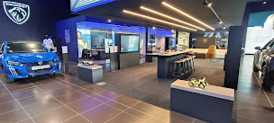 Photo n°3 de PEUGEOT STELLANTIS &YOU PARIS PANTIN à Pantin (Vendeur de voitures d'occasion)