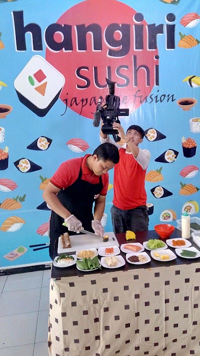 Photos of Hangiri sushi