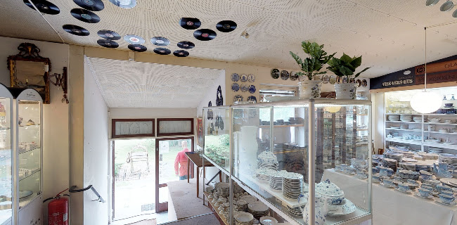 Porcelænsbutikken - Møbelforretning