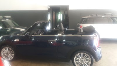car-dealer