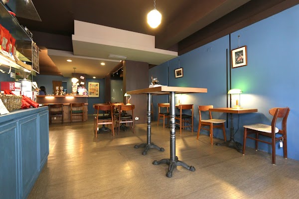 聞山咖啡 永春有貓店