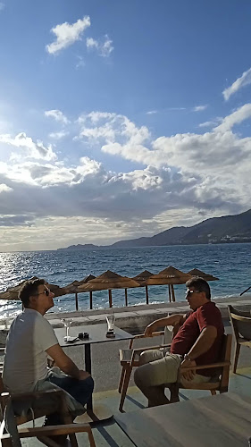 Opinii despre El Niño Cafe-bar Loutraki în Λουτράκι-Περαχώρα - Καφετέρια