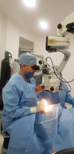 Dr. Raúl Pineda Gaona, Oftalmólogo - Thumbnail