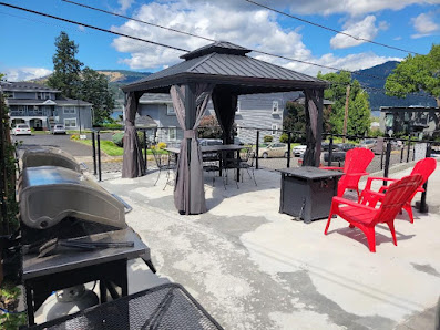 Hood River Suites Ext Stay Apt- Hotel 709 Cascade Ave, Hood River, OR 97031, United States