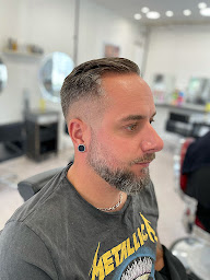 Photo n°11 de MM Coiffure à Danjoutin (Salon de coiffure)