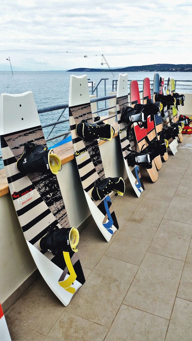 Cable Park Split