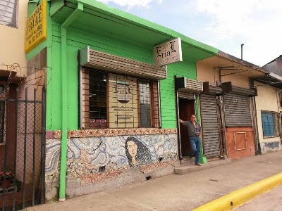 Photos of Bookstore Erial