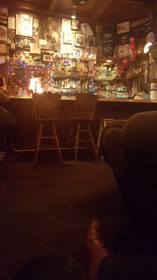 Brickhouse Late Nite Bistro & Bar