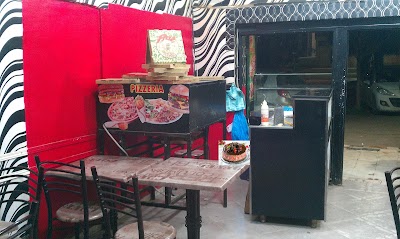 Photos of Pizzeria Pikis - Souig