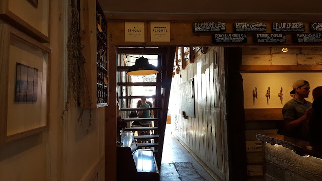 Apiary Ciderworks & Meadery