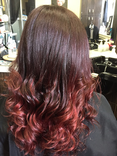 SHALOM HAIR SALON STUDIO 24