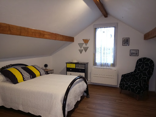 Photo de Camping Le Moulin Sites et Paysages à Martres-Tolosane (31220)
