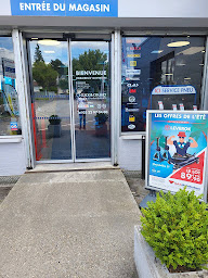 Photo n°1 de Autodistribution SMAG à Rivery (Magasin d'accessoires pour poids lourds)