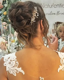 Photo n°13 de MAD Style Expert Blondeur Couleur flashy et Evénementielle à Lugrin (Salon de coiffure)