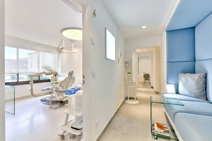 Photo n°2 de Dr Tatiana AISSI à Paris (Dentiste)