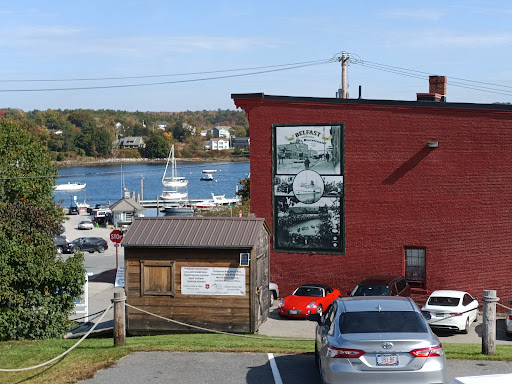 Finch Gallery - Visual