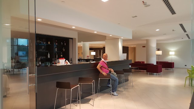 Tulip Inn Naples Airport