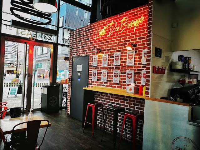 231 East burger gourmet