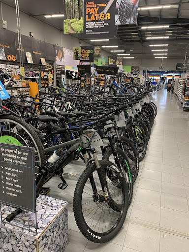 Halfords - Grantham - Visual