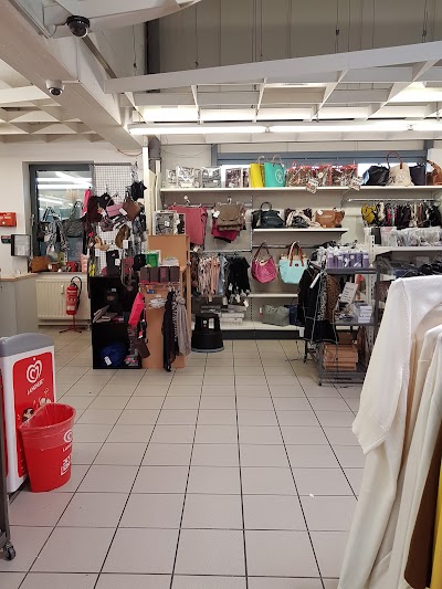 Qvc Outlet Huckelhoven North Rhine Westphalia 49 2433 Germany